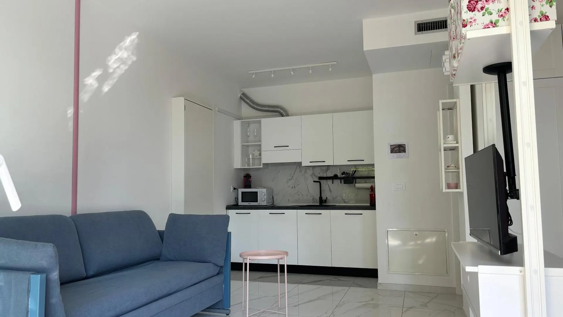 Apartment Appartamenti Castello Borelli Borghetto Santo Spirito
