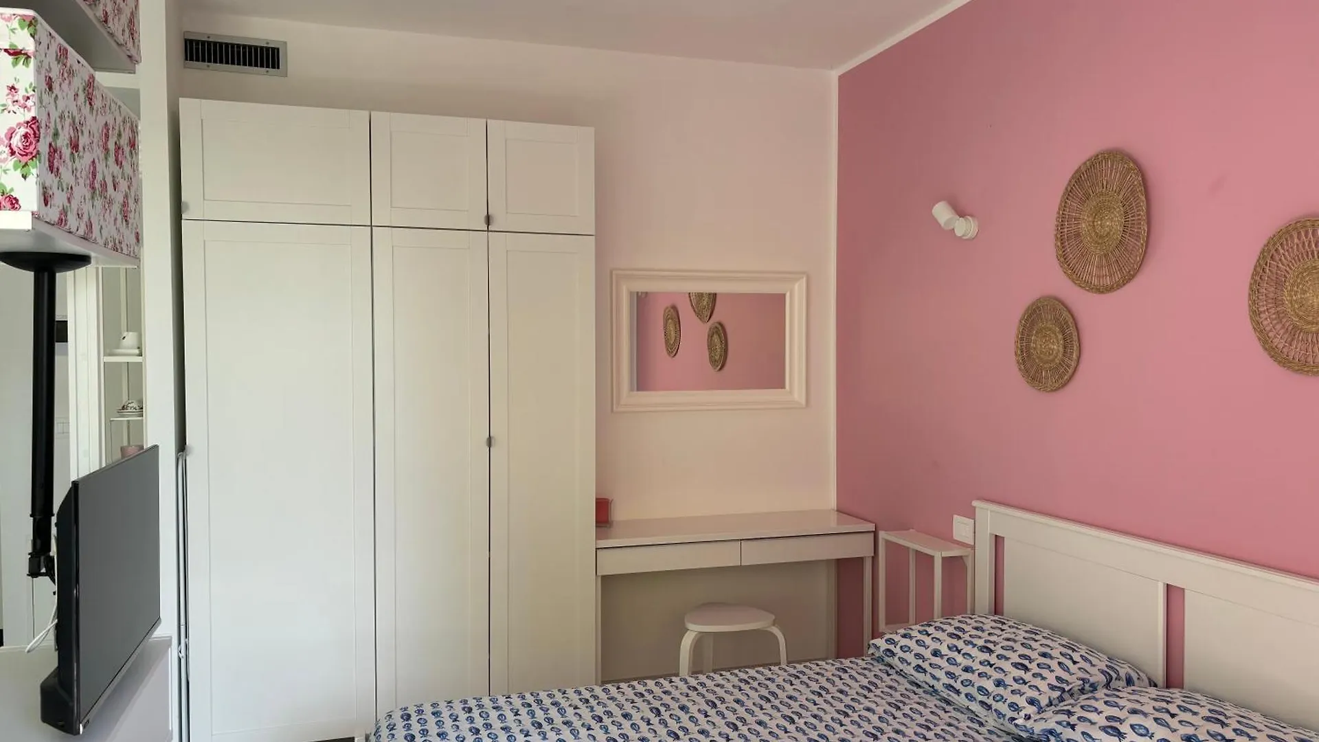 Appartamenti Castello Borelli Borghetto Santo Spirito Apartment