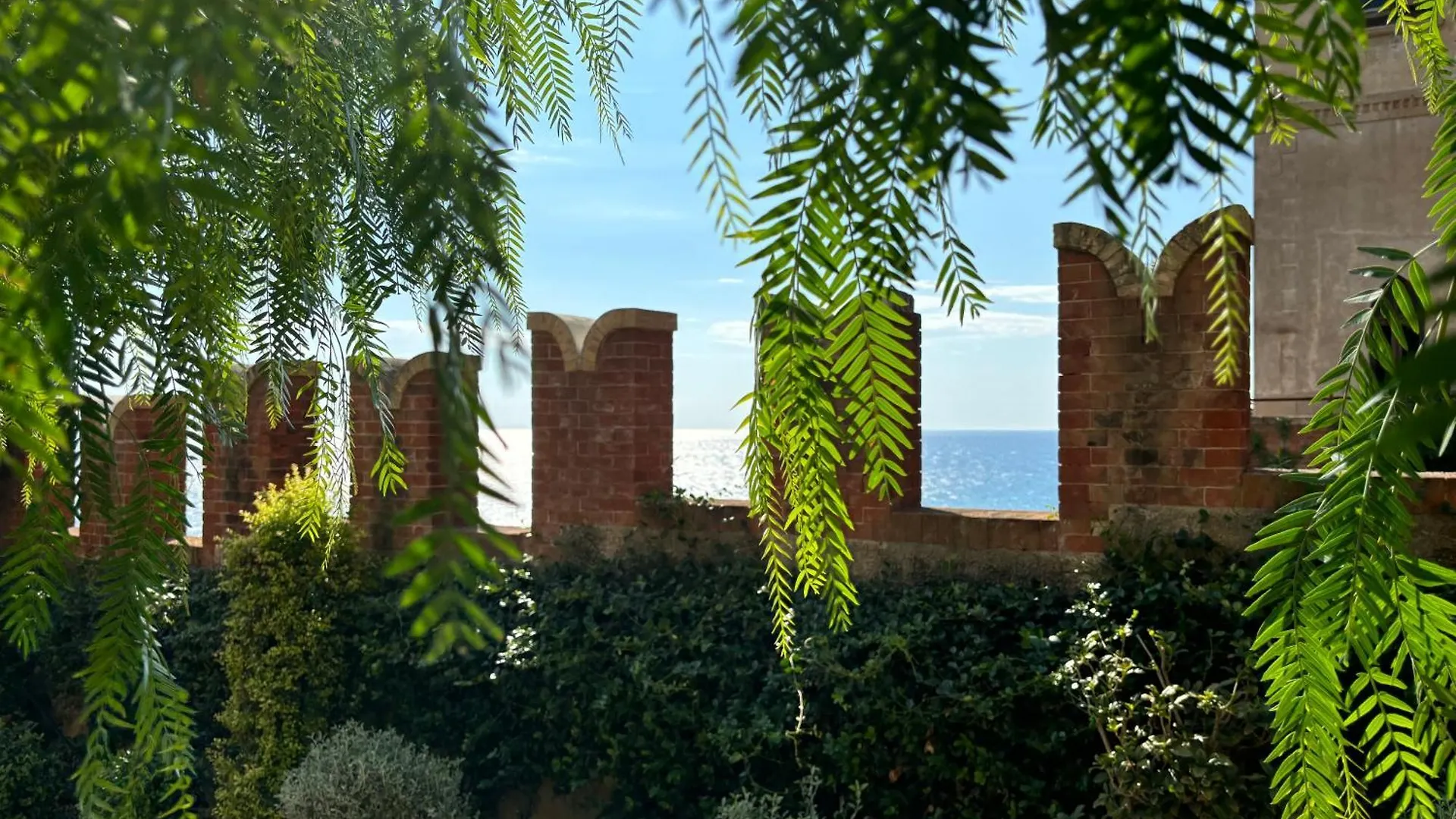 Appartamenti Castello Borelli Borghetto Santo Spirito 0*,  Italy