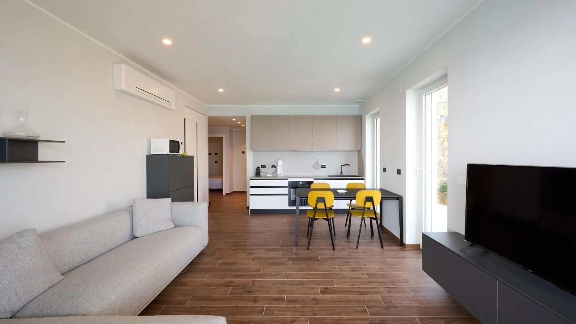 Apartment Appartamenti Castello Borelli Borghetto Santo Spirito