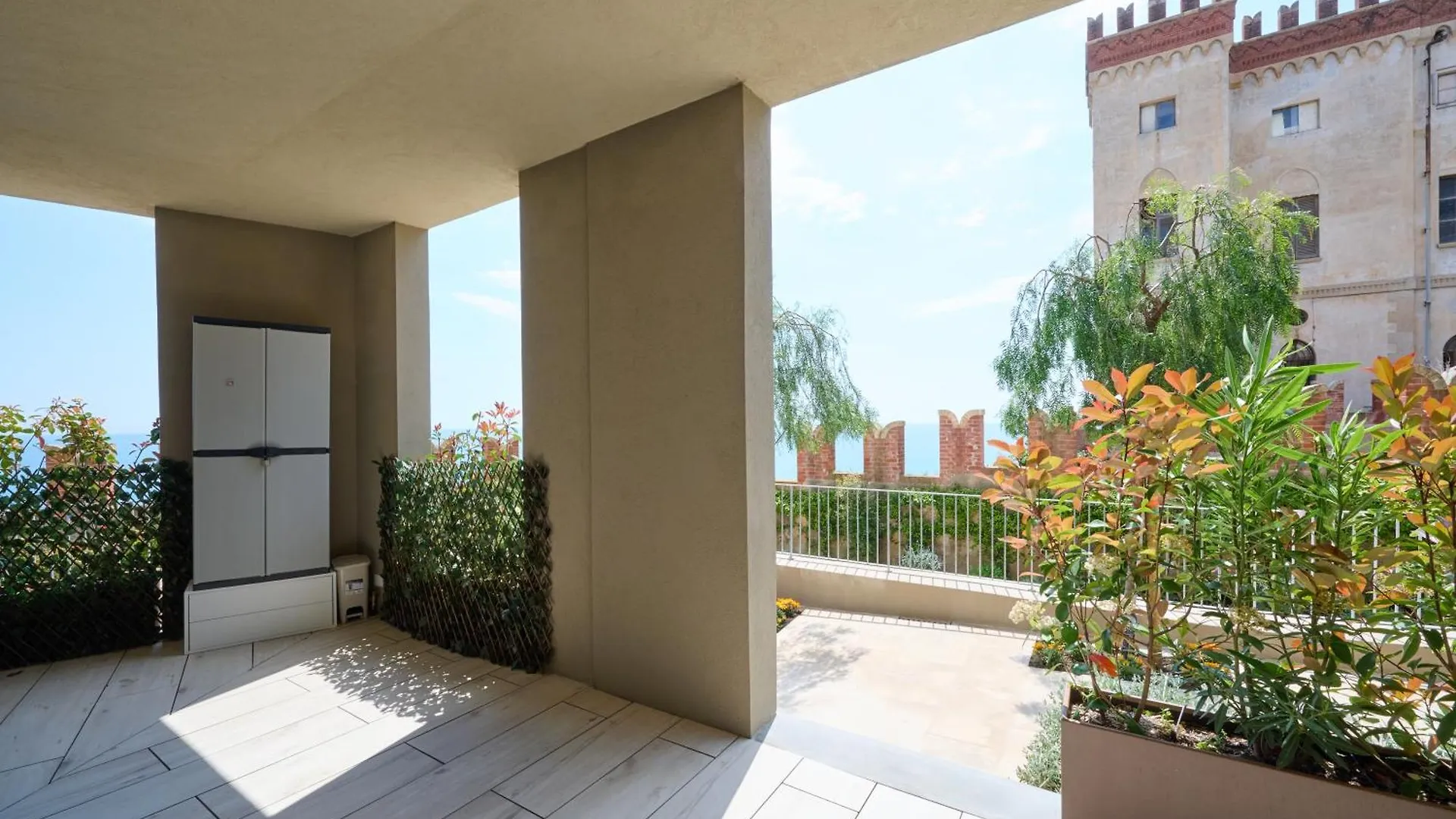 Appartamenti Castello Borelli Borghetto Santo Spirito 0*,
